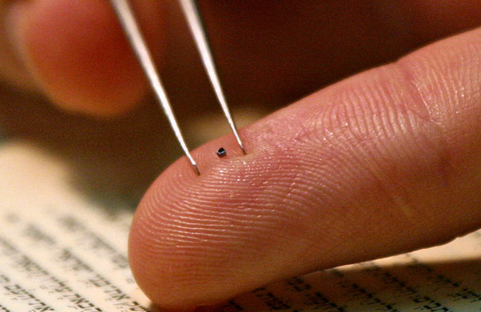 Wireless Power for Nanotechnology